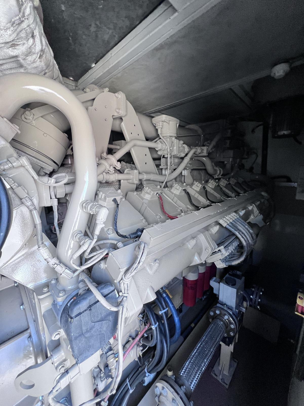 Cummins QSK60-G5 Enclosed Natural Gas Generator - 1500kva (used under 500hours) - Image 16