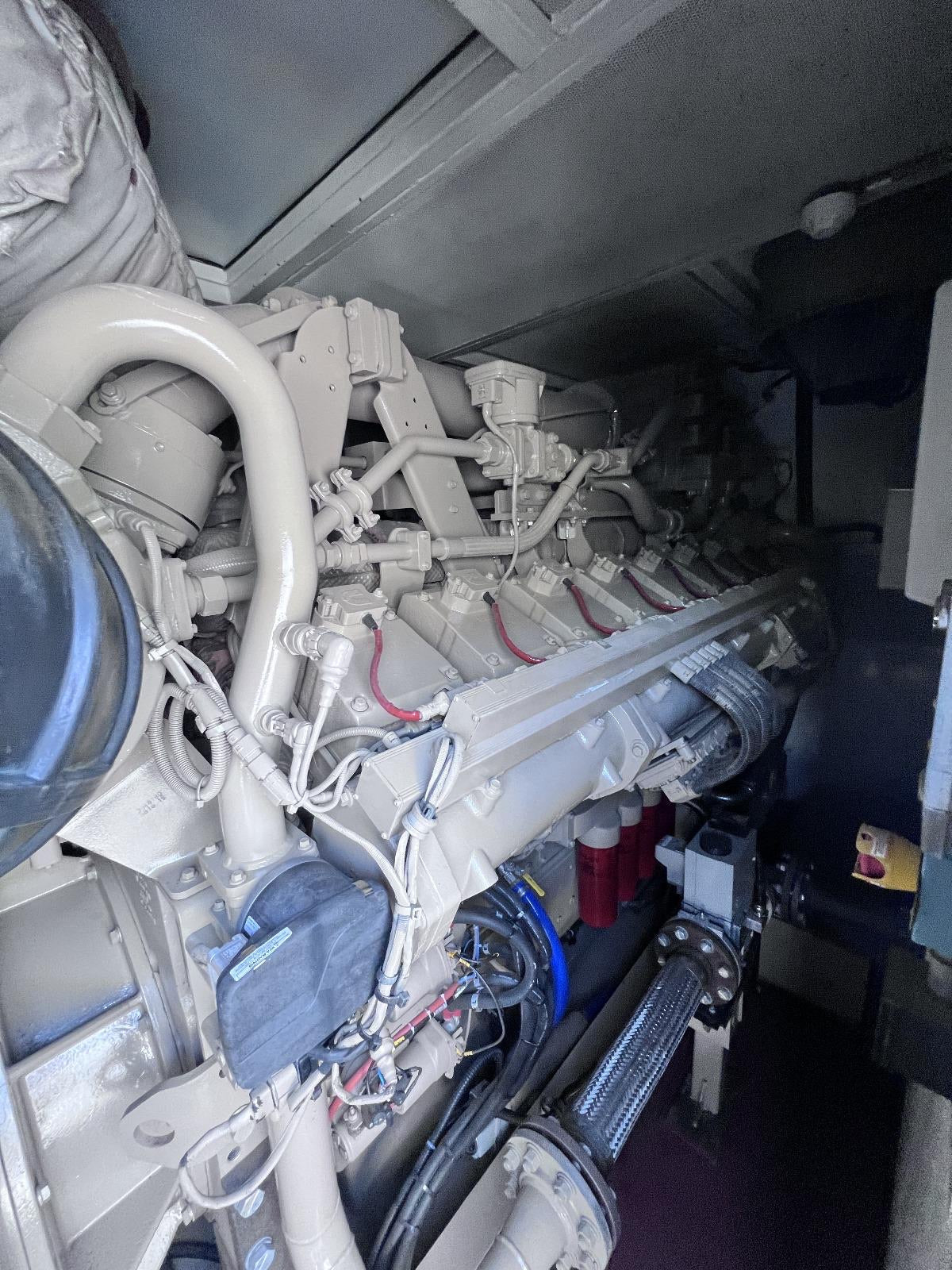 Cummins QSK60-G5 Enclosed Natural Gas Generator - 1500kva (used under 500hours) - Image 24