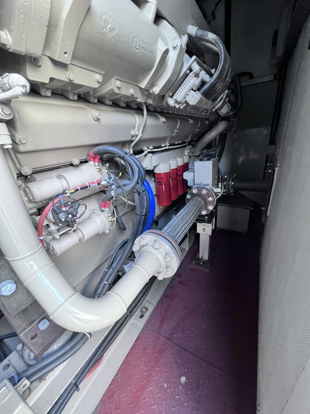 Cummins QSK60-G5 Enclosed Natural Gas Generator - 1500kva (used under 500hours) - Image 26