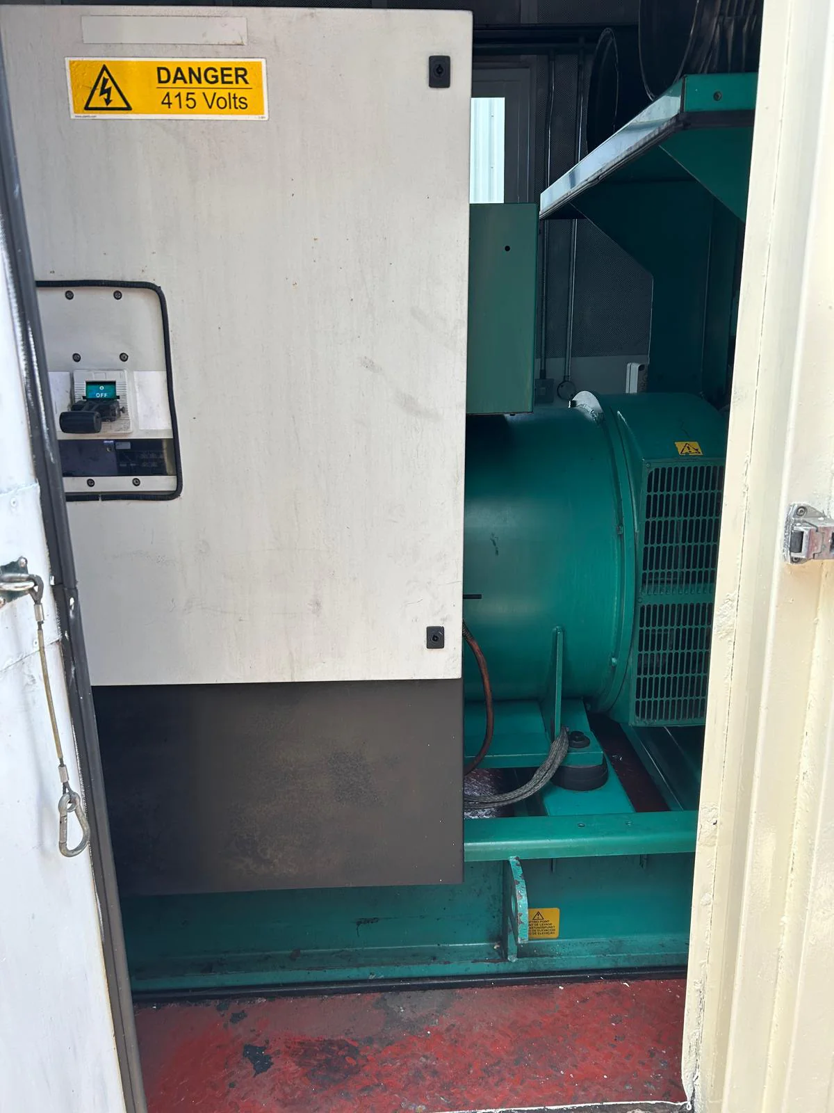 1000 kva (Prime) Cummins Generator - Image 9